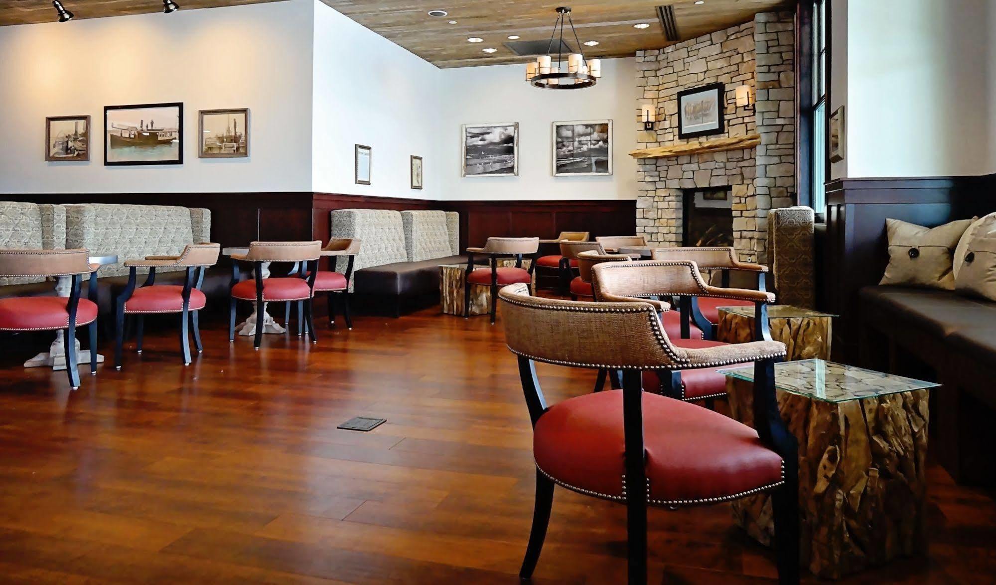 The Inn At Harbor Shores Saint Joseph Exterior photo